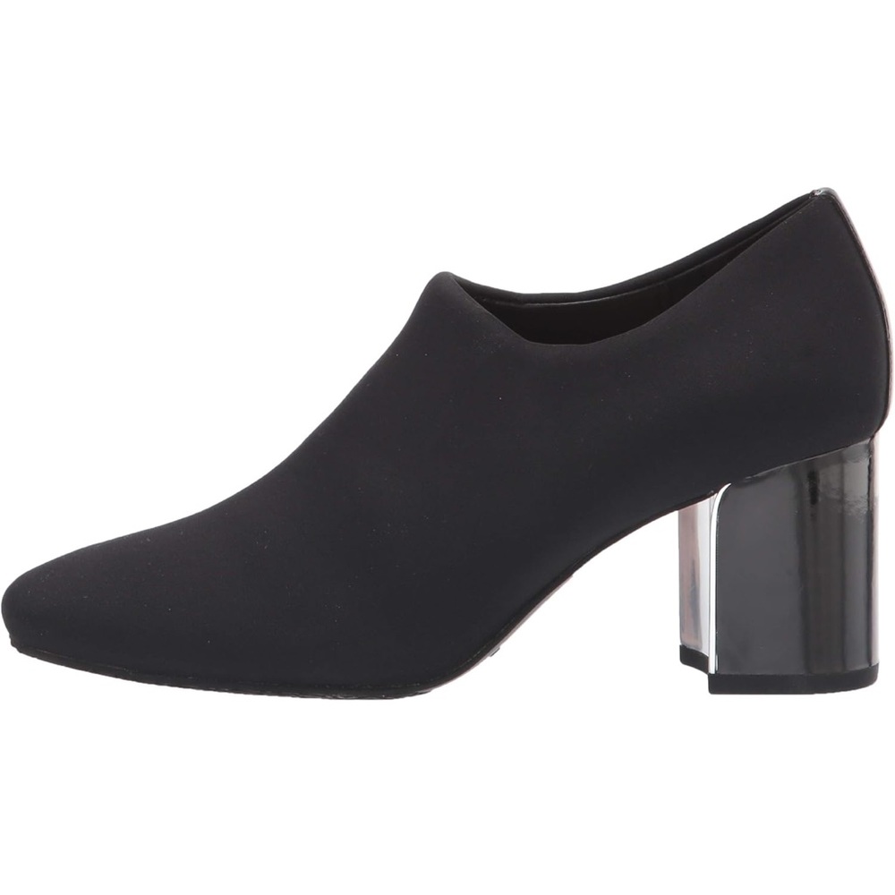 Donald J. Pliner Black Heels with Architectural Block Heel